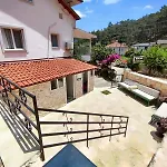 Aparthotel Bucak &