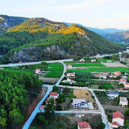 Aparthotel Bucak &